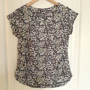 Kathmandu Organic Cotton Adjustable Short Sleeve Floral Print Top Gray Size 8